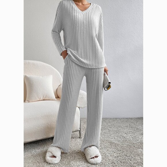 Lovesoft Other - LOVESOFT Ribbed V-Neck Two Piece Set
